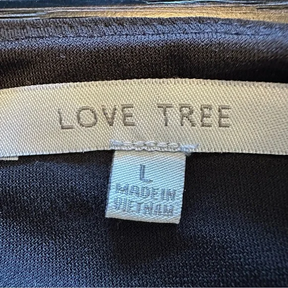 Love Tree Slinky Spaghetti Strap Black Camisole, Large - Picture 4 of 9